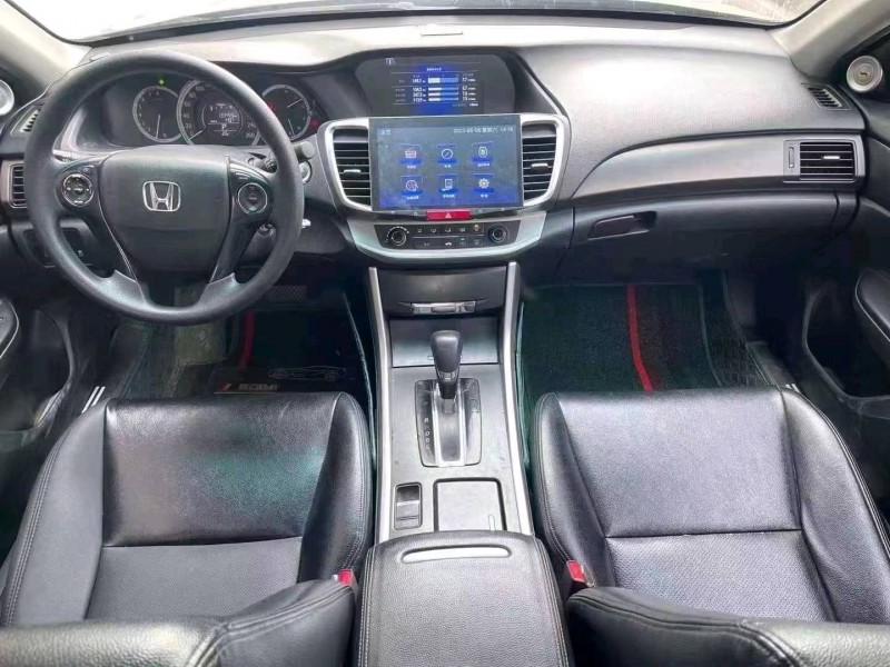 济南14年本田雅阁7