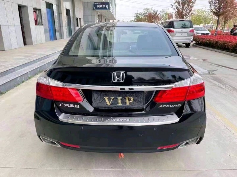 济南14年本田雅阁9