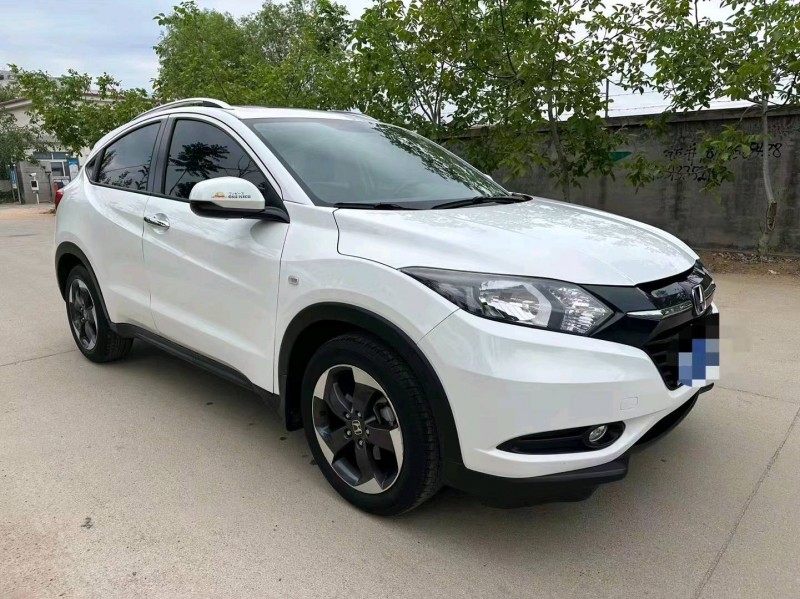 保定16年本田缤智3