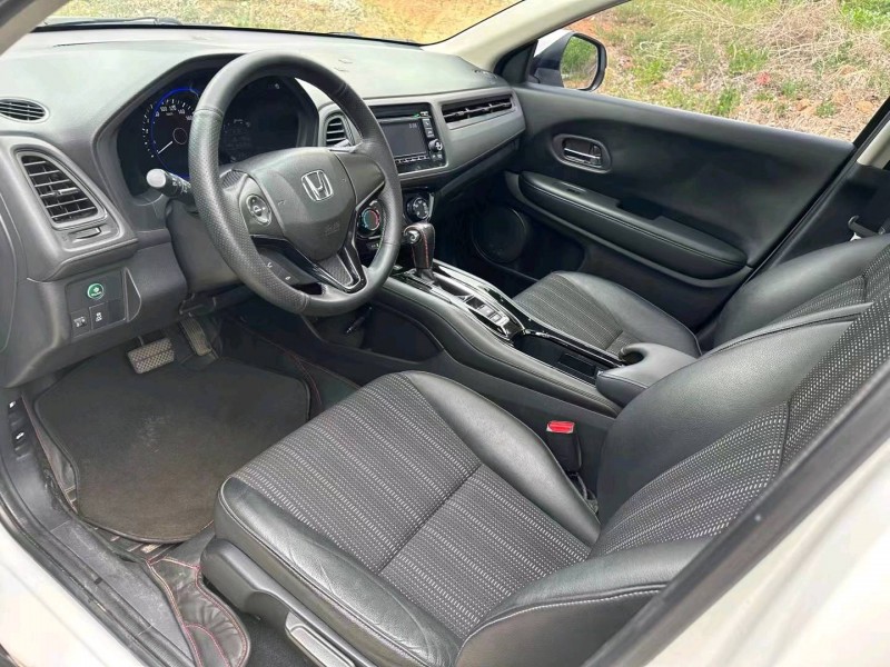 保定16年本田缤智5