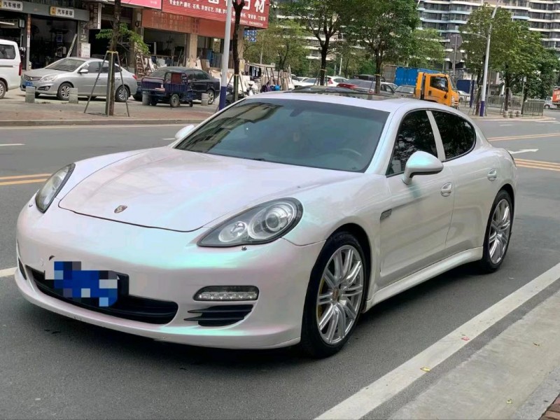 广州10年保时捷帕拉梅拉3