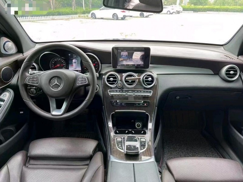 盐城18年奔驰GLC7