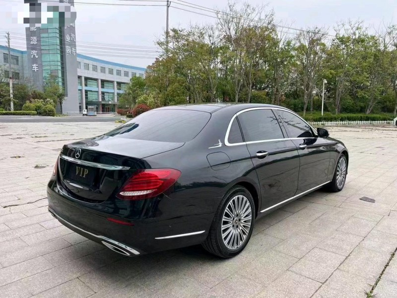 盐城19年奔驰E8