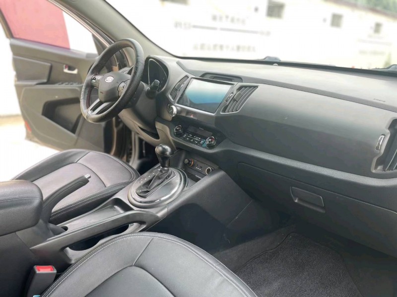 济宁14年起亚智跑5