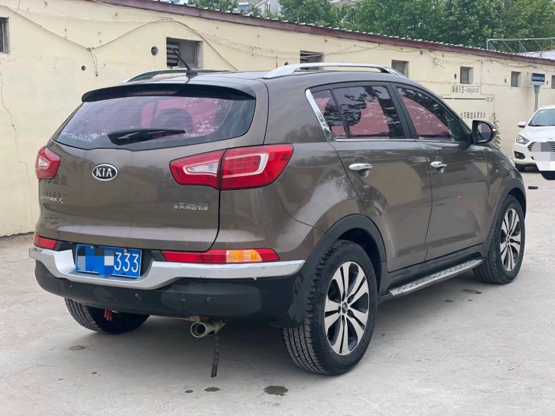 济宁14年起亚智跑8