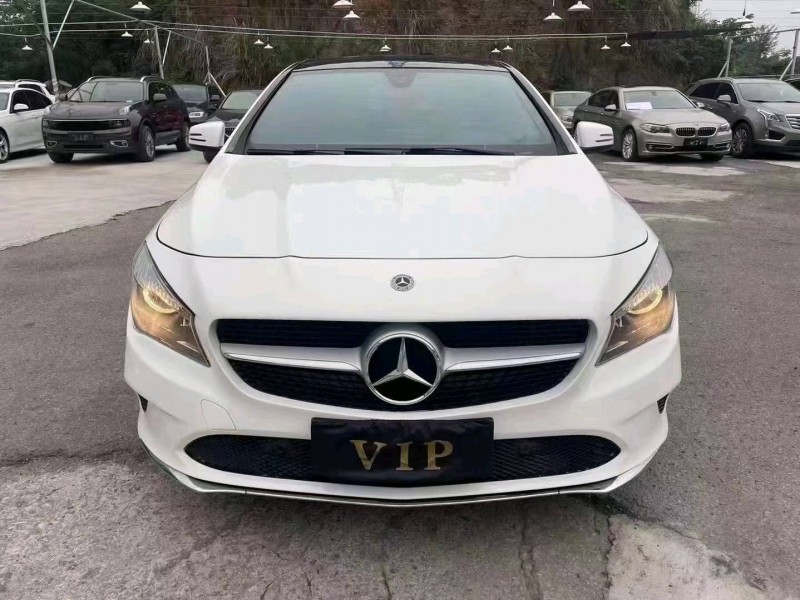 宜昌18年奔驰CLA1