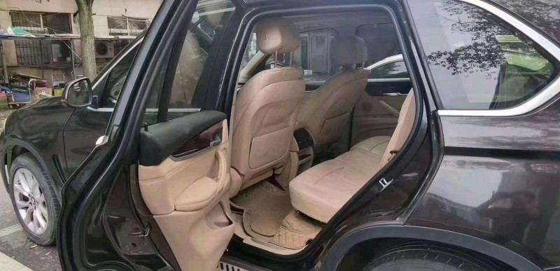 宜昌14年宝马X57