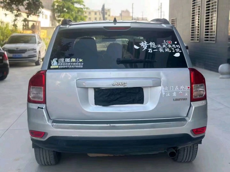 深圳12年Jeep指南者5