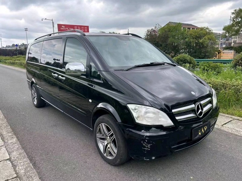 嘉兴16年奔驰威霆2