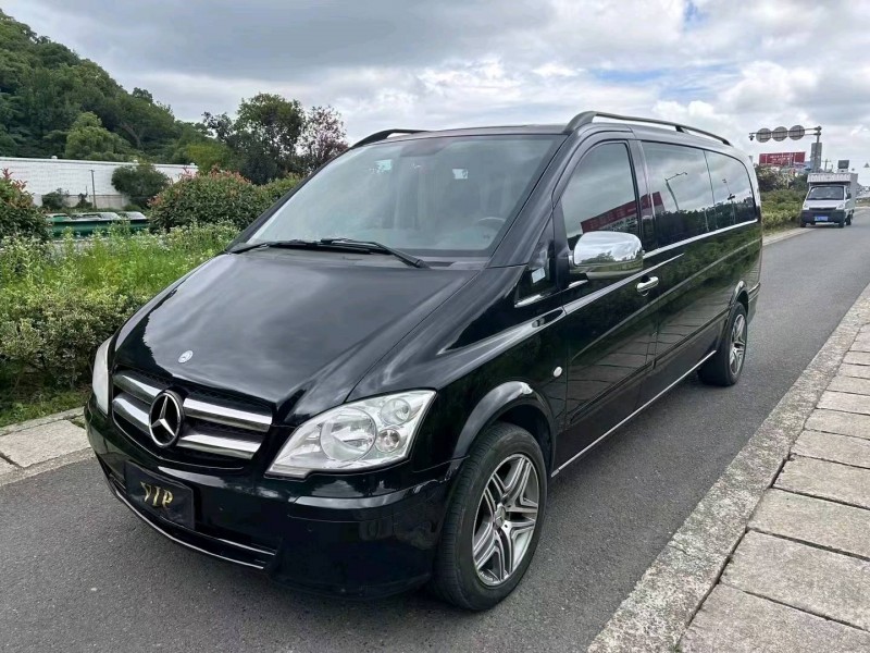 嘉兴16年奔驰威霆3