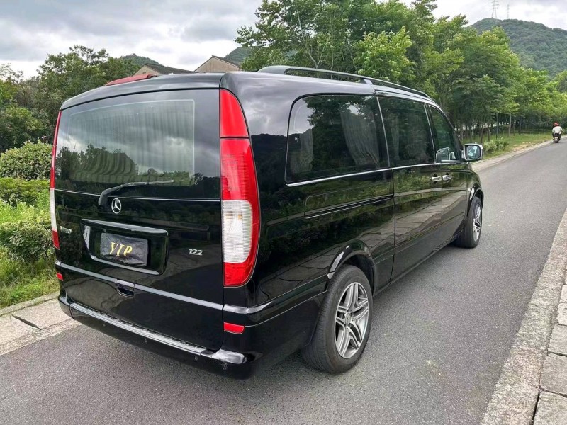 嘉兴16年奔驰威霆4