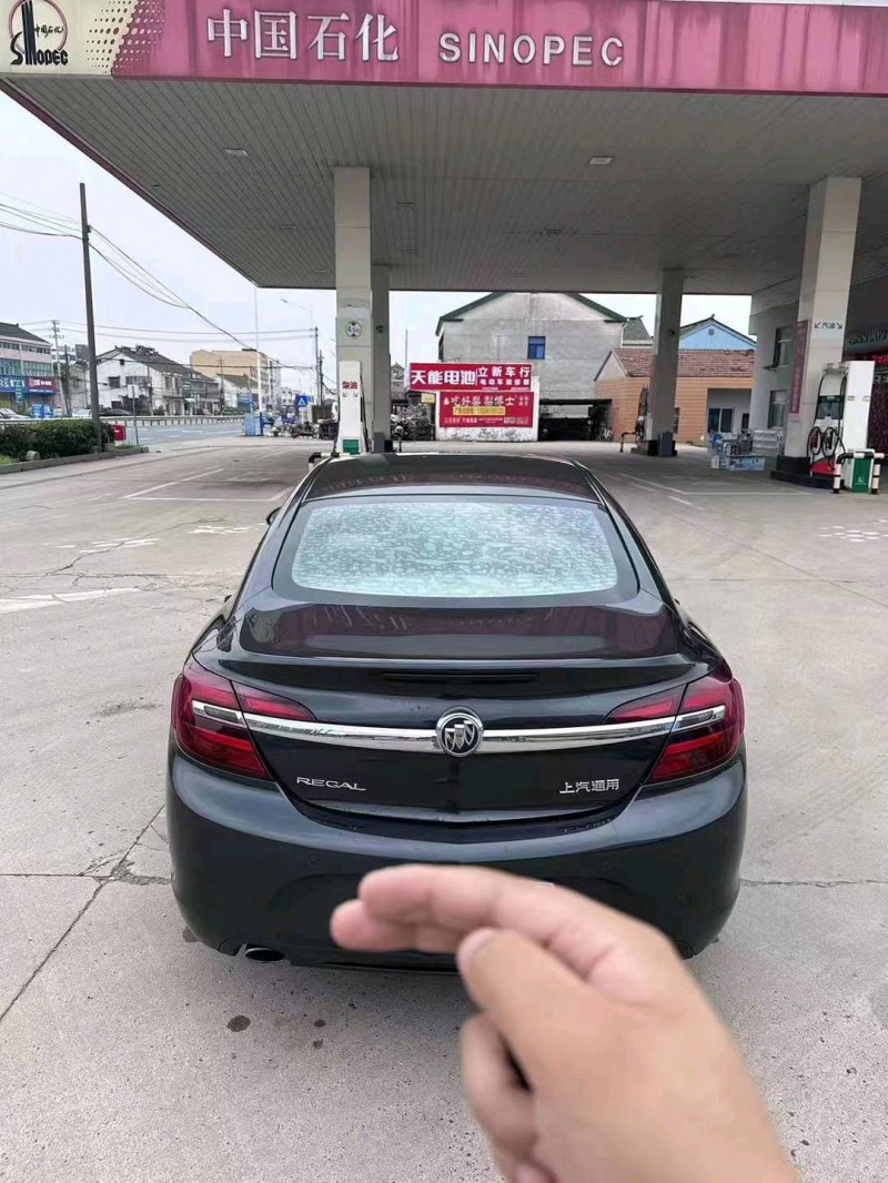 常州16年别克君威2