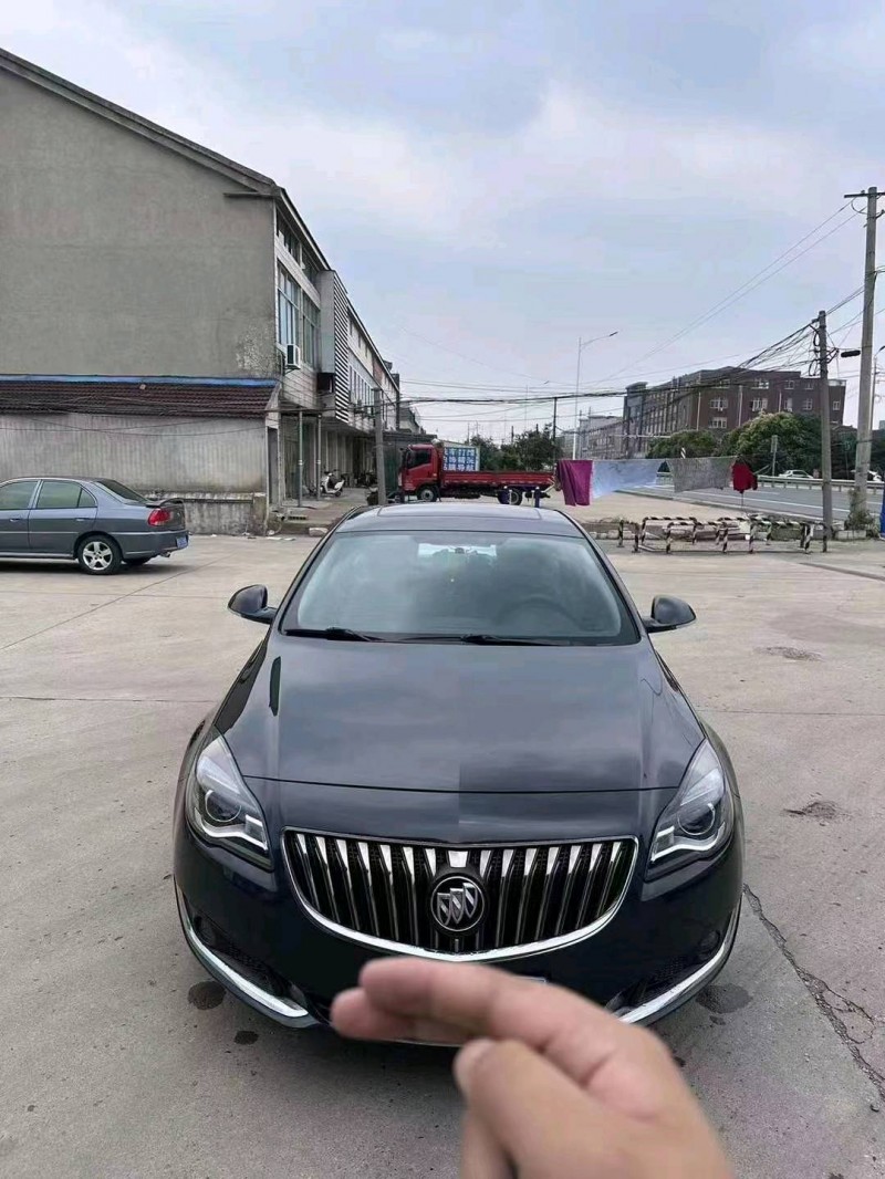 常州16年别克君威1