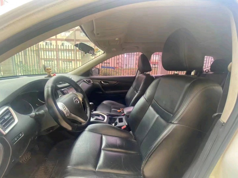 宜昌15年日产奇骏3