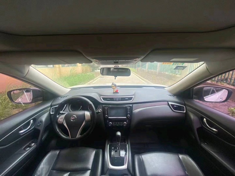 宜昌15年日产奇骏7