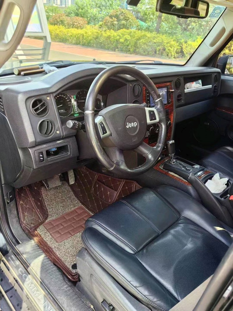 枣庄09年Jeep指挥官8