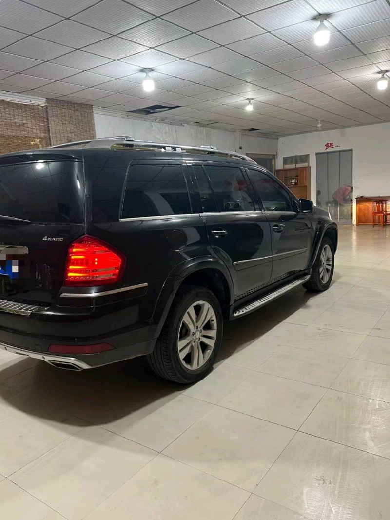 青岛11年奔驰GL4