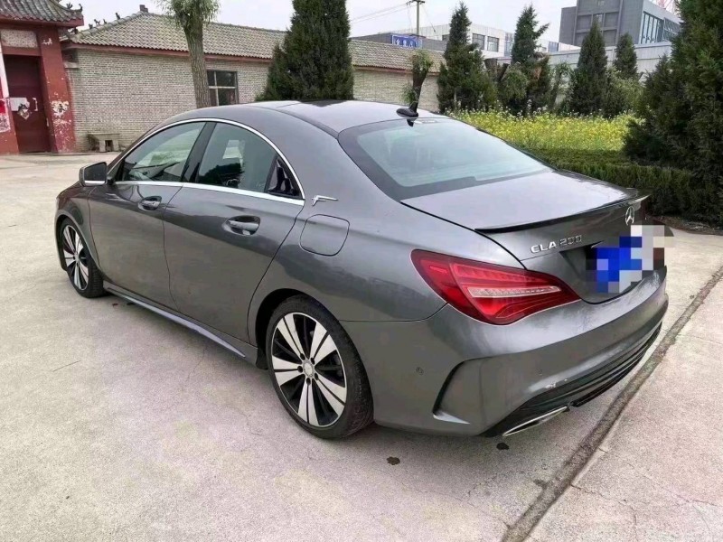 枣庄17年奔驰CLA7