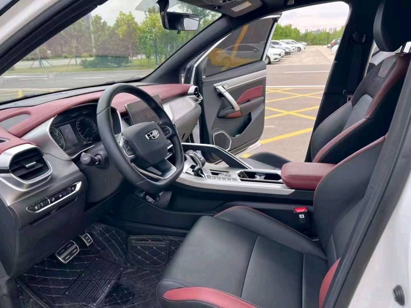 济南22年吉利缤越3