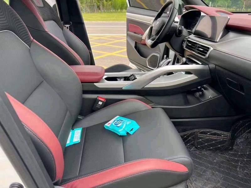 济南22年吉利缤越4