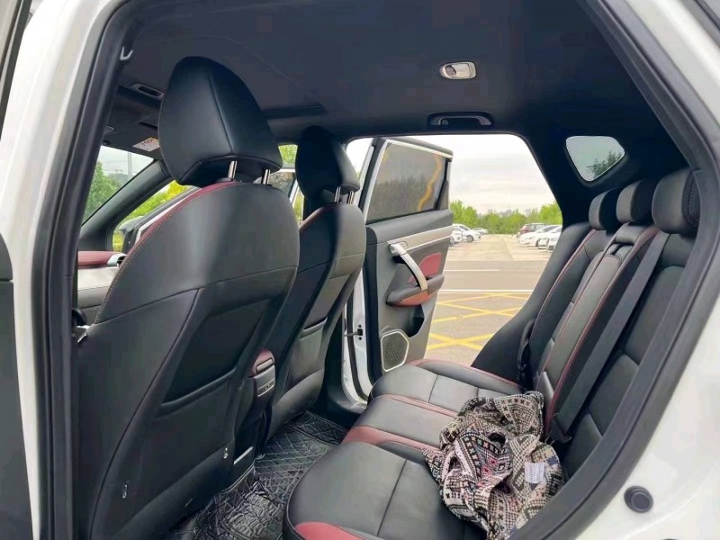 济南22年吉利缤越5