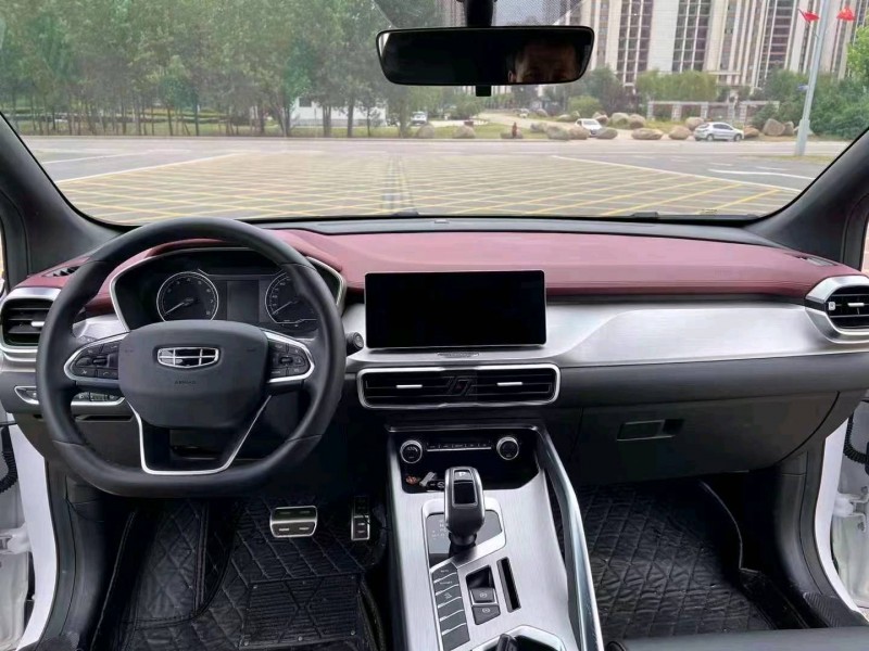 济南22年吉利缤越6