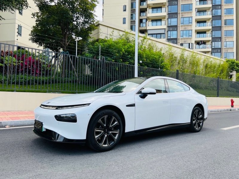深圳22年小鵬汽車p73