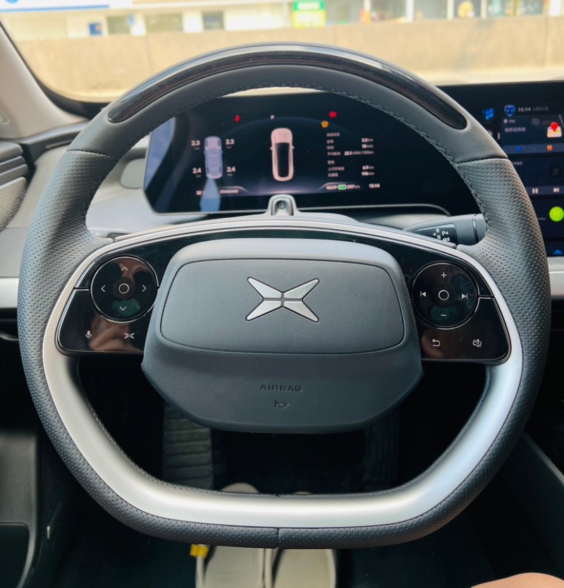 深圳22年小鵬汽車p79