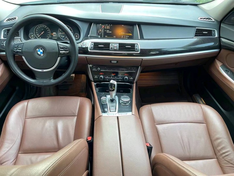 济宁16年宝马7系8