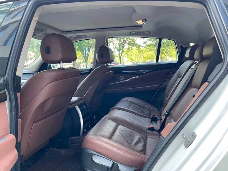 济宁16年宝马7系7