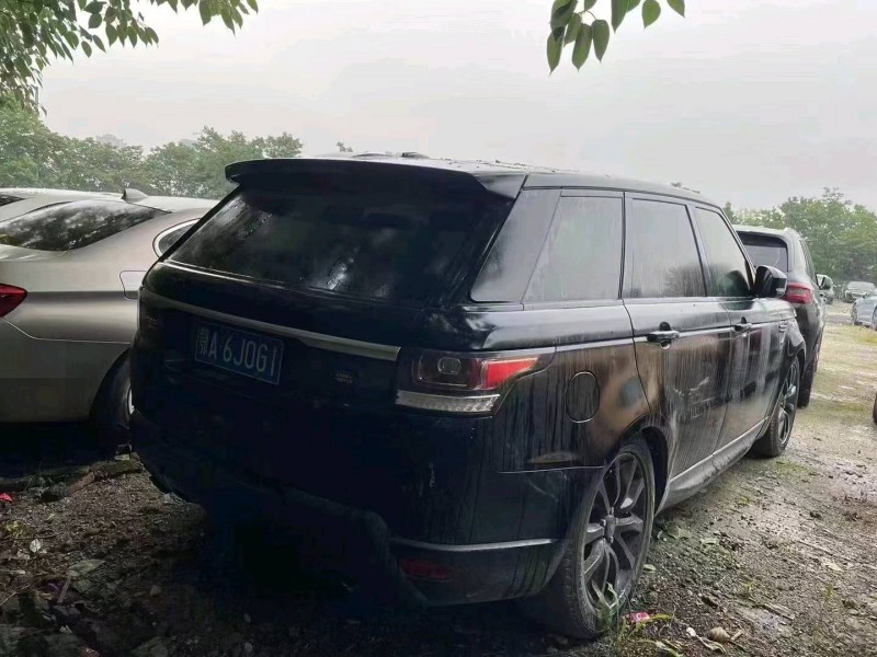 宜昌13年路虎揽胜运动2