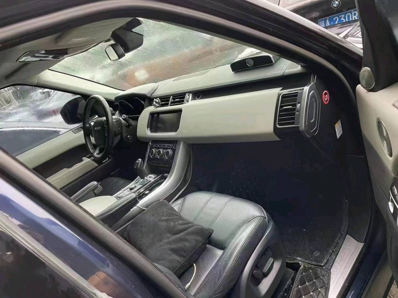 宜昌13年路虎揽胜运动5