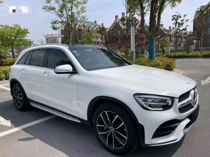 盐城19年奔驰GLC2