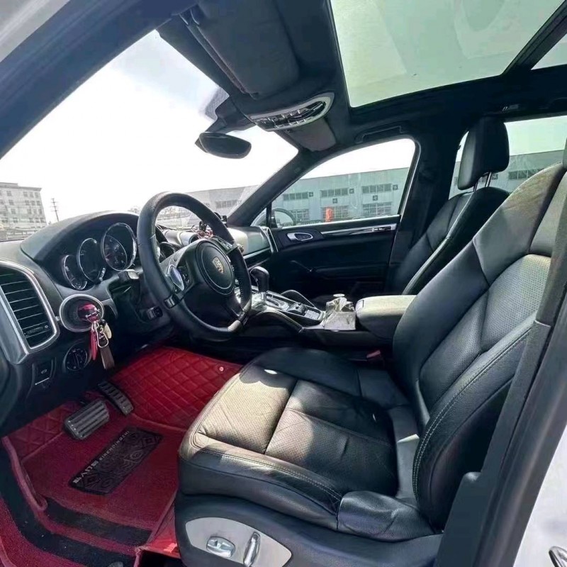 济南13年保时捷卡宴3