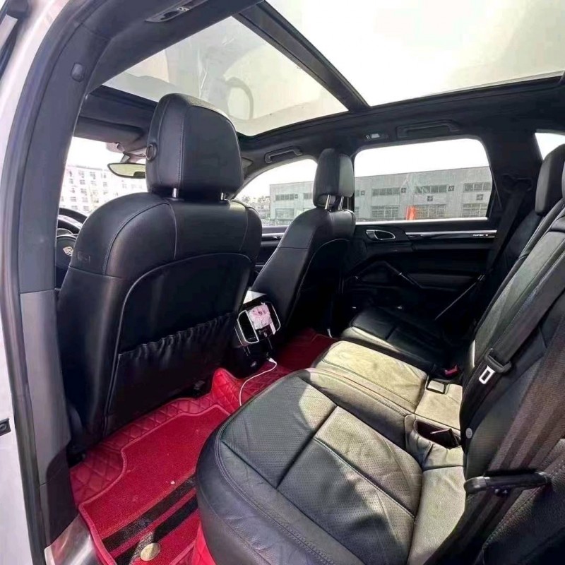 济南13年保时捷卡宴5