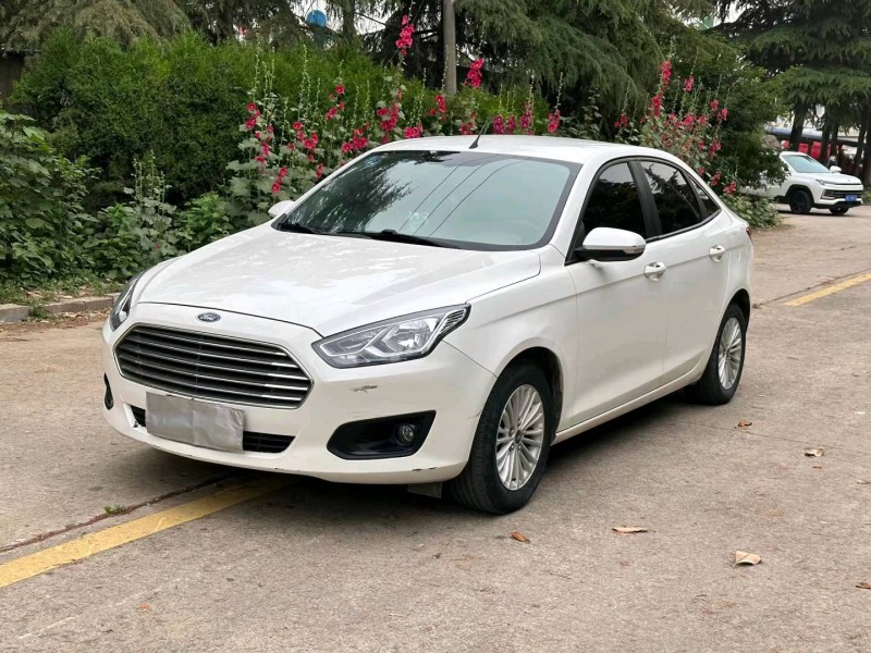 徐州15年福特福睿斯2