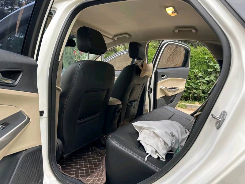 徐州15年福特福睿斯4