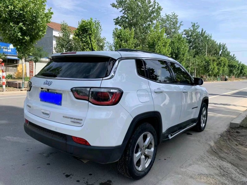 济宁19年Jeep指南者6