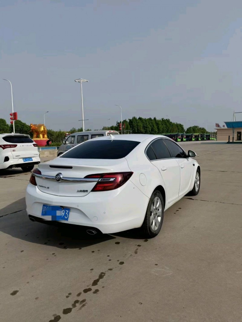 邢台15年别克君威8