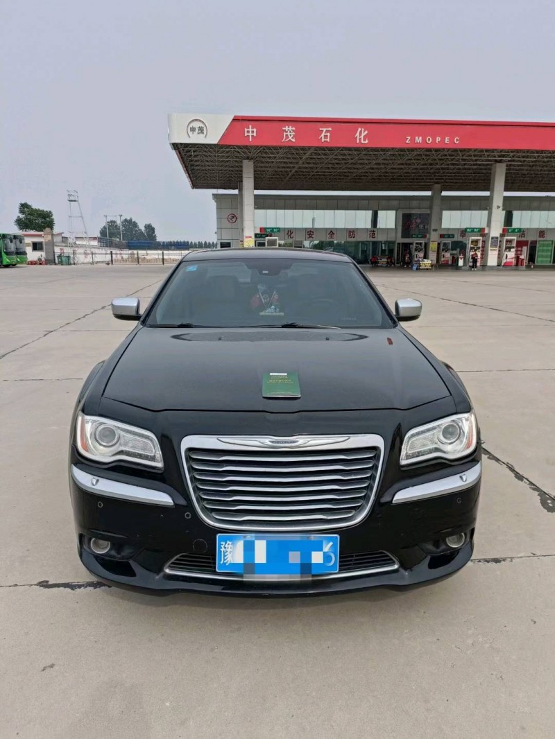邢台14年克莱斯勒300C1