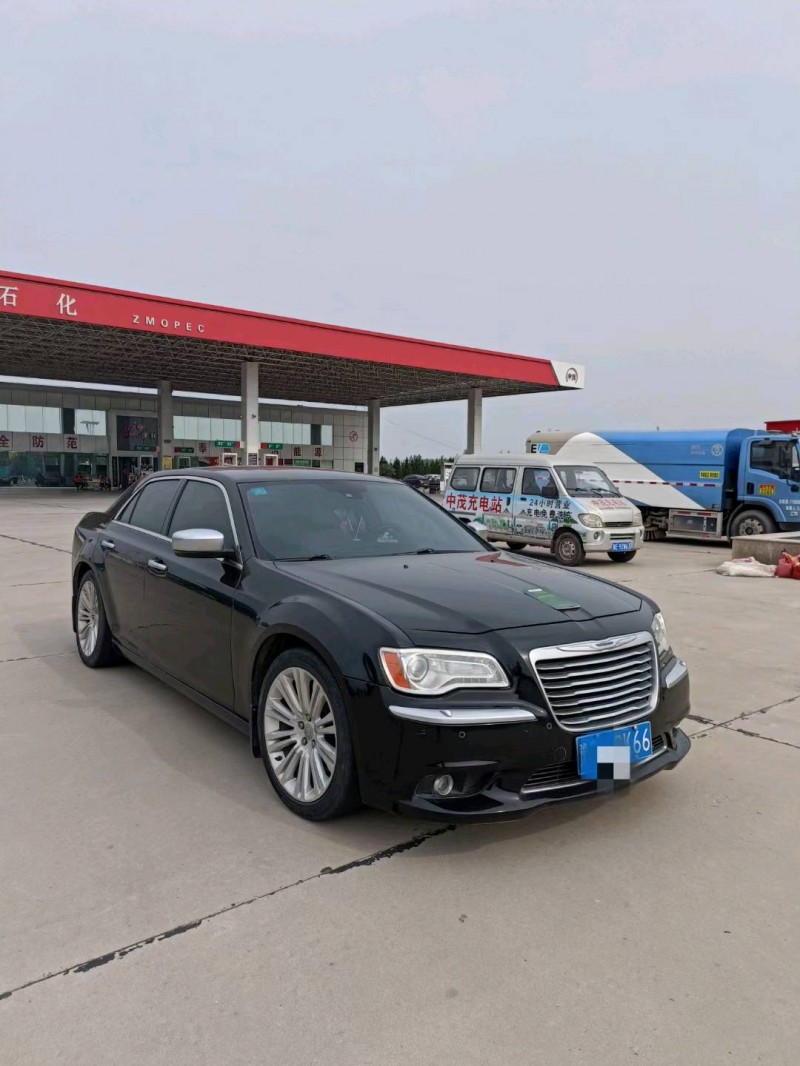 邢台14年克莱斯勒300C3