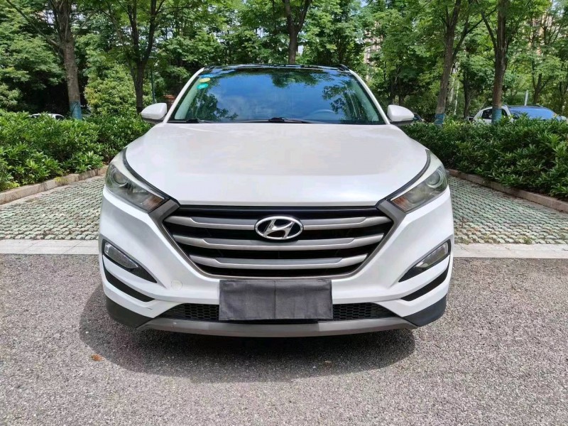 淮南17年现代途胜1