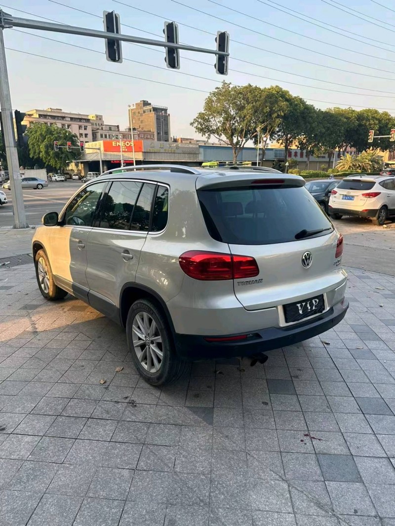 东莞12年大众途观7