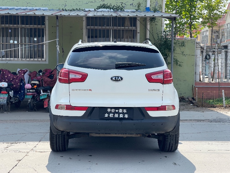 青岛13年起亚狮跑5