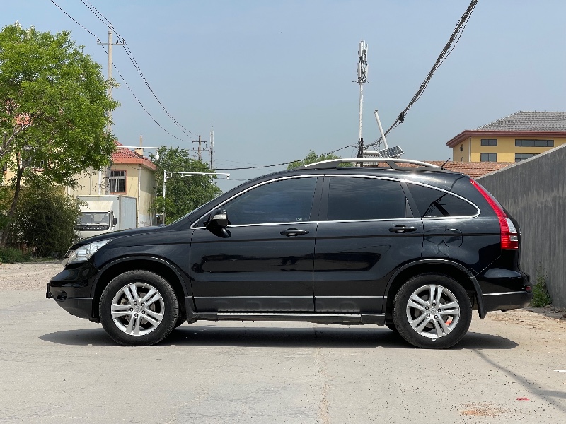 青岛10年本田CRV4