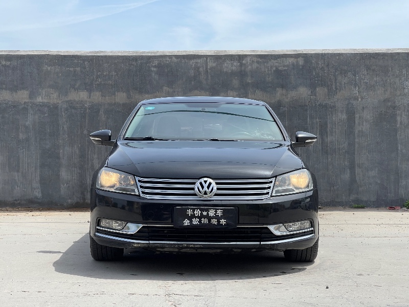 青岛15年大众迈腾1