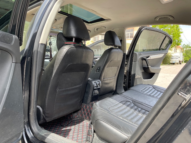 青岛15年大众迈腾8