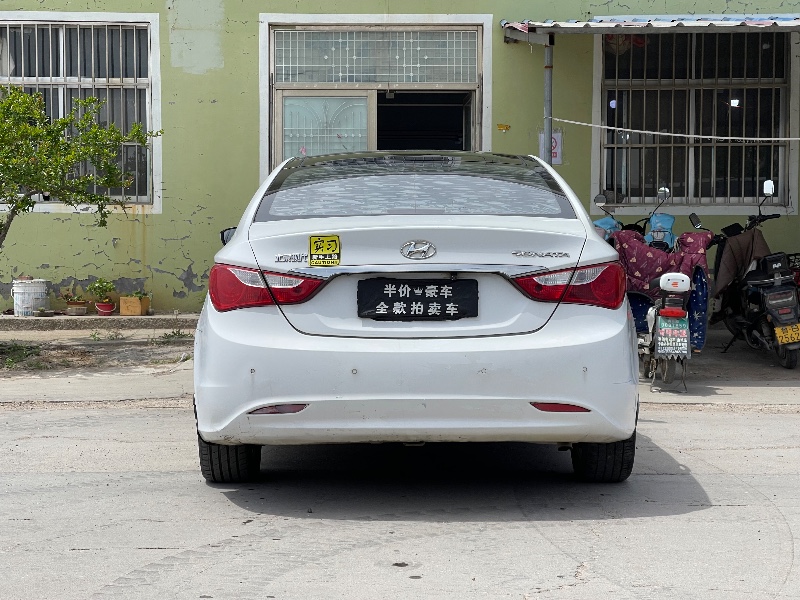 青岛13年现代索纳塔八5