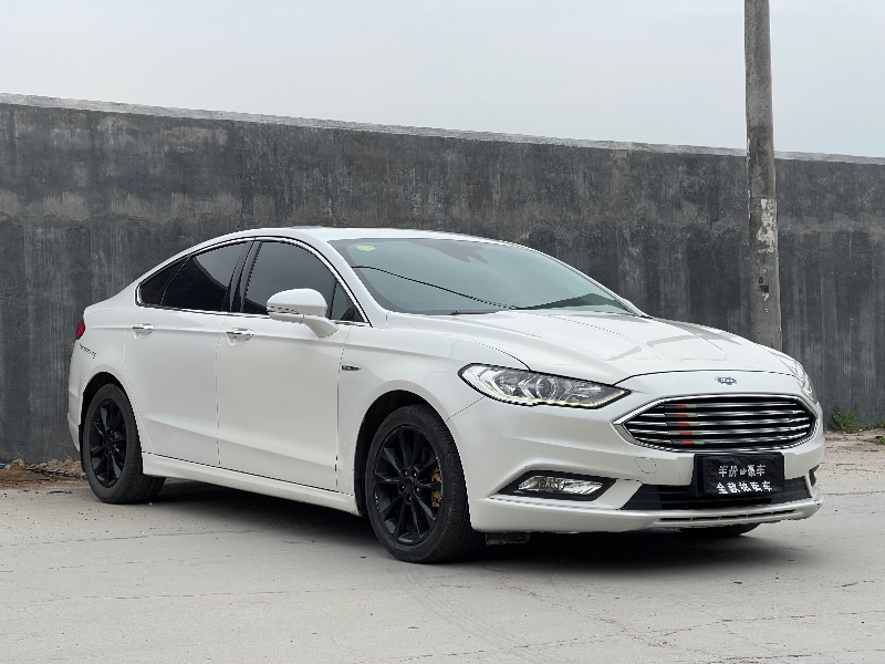 青岛17年福特蒙迪欧3