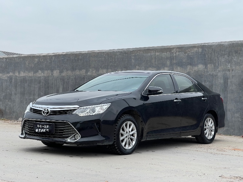 青岛16年丰田凯美瑞2